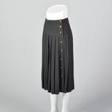 Small Chanel Boutique 1990s Gray Pleated Skirt