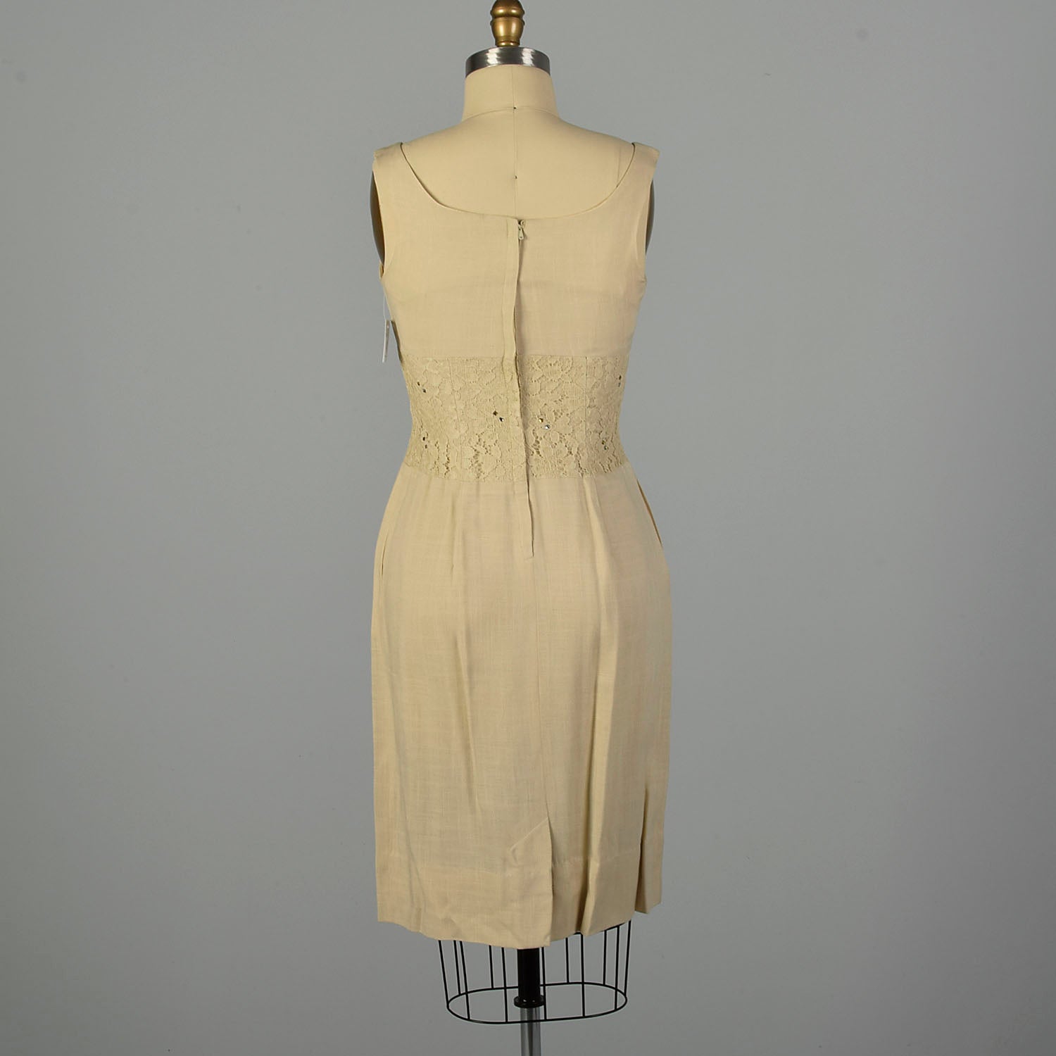 Small 1950s Linen-Look Dress and Jacket Set Wiggle Dress Style & Salvage Small 1950s Linen-Look Dress and Jacket Set Wiggle Dress Style & Salvage