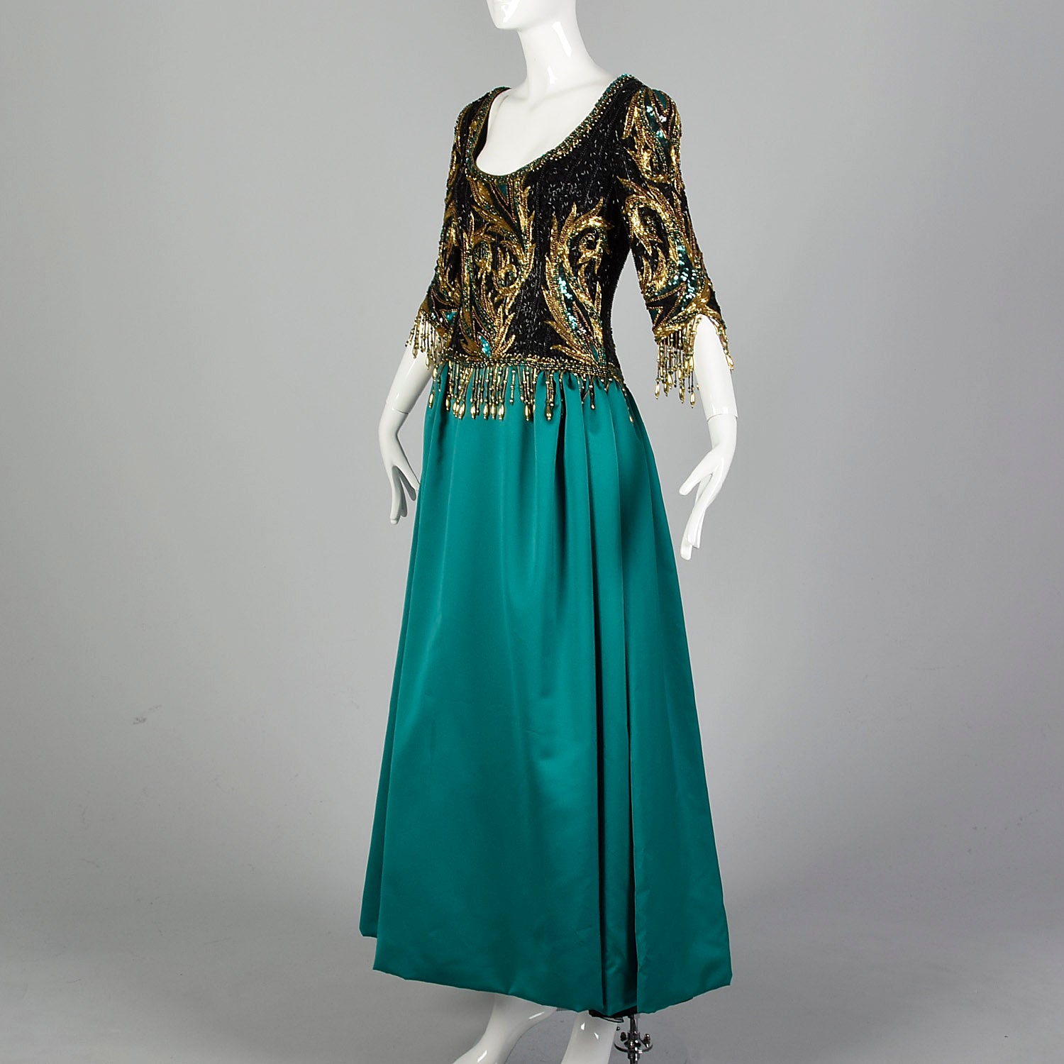 Medium Bob Mackie Boutique 1990s Black and Green Beaded Dress Style & Salvage Medium Bob Mackie Boutique 1990s Black and Green Beaded Dress Style & Salvage
