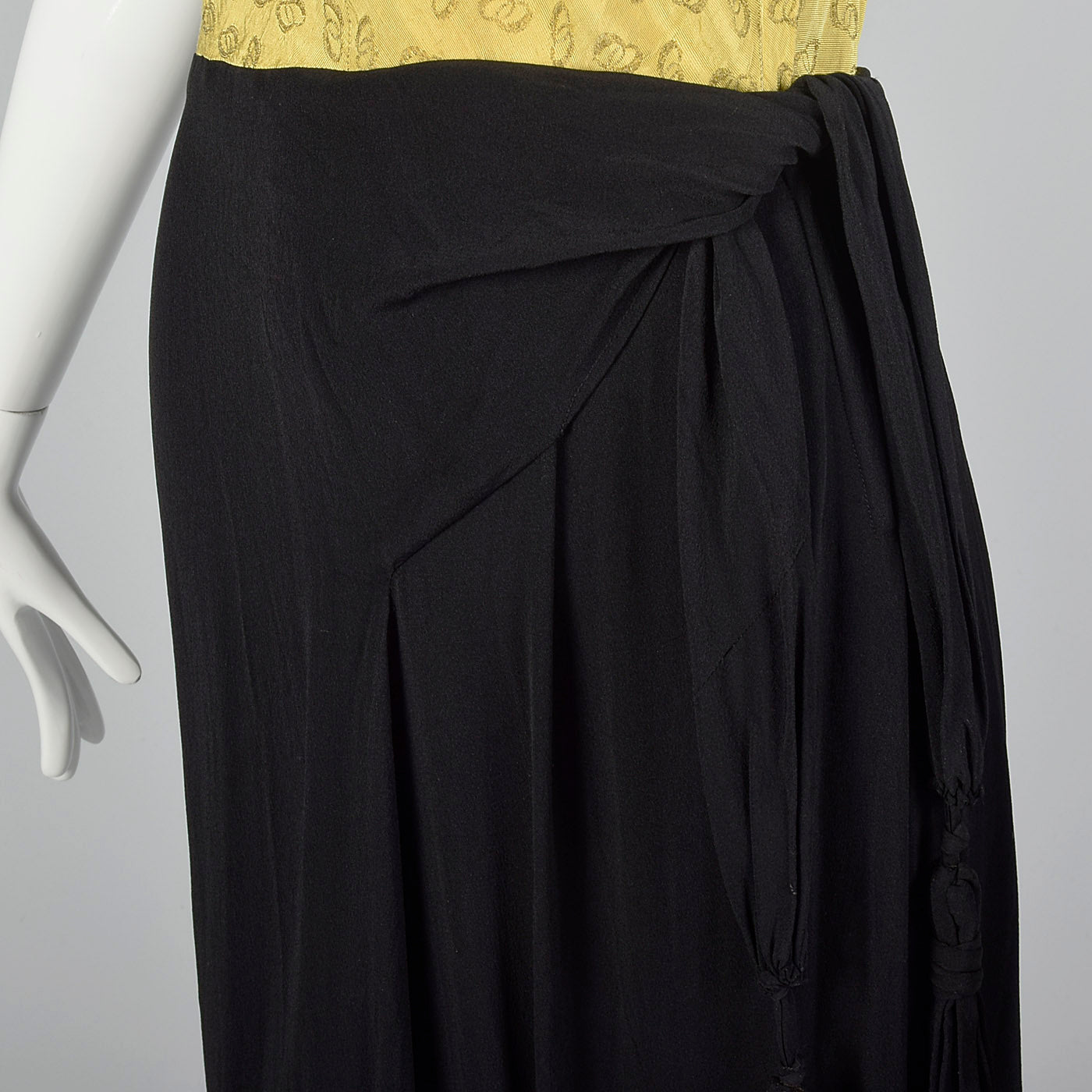 1940s Yellow Dress with Unique Hip Tie Sash