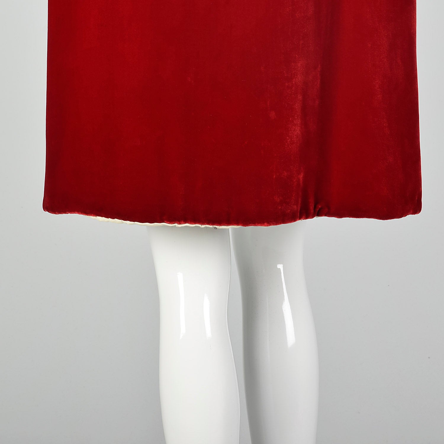 Small 1940s Red Silk Velvet Coat