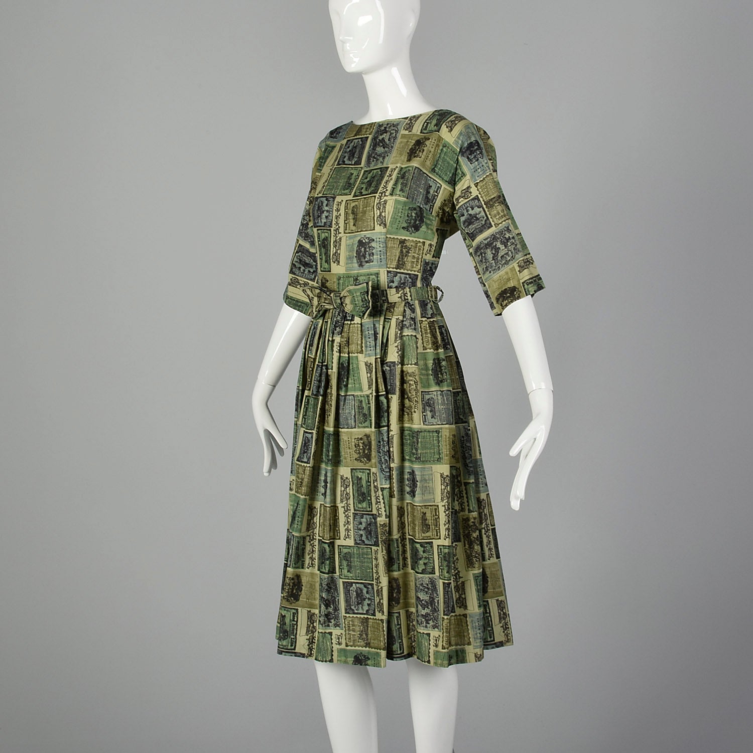 Medium 1950s Green Wild West Novelty Print Day Dress