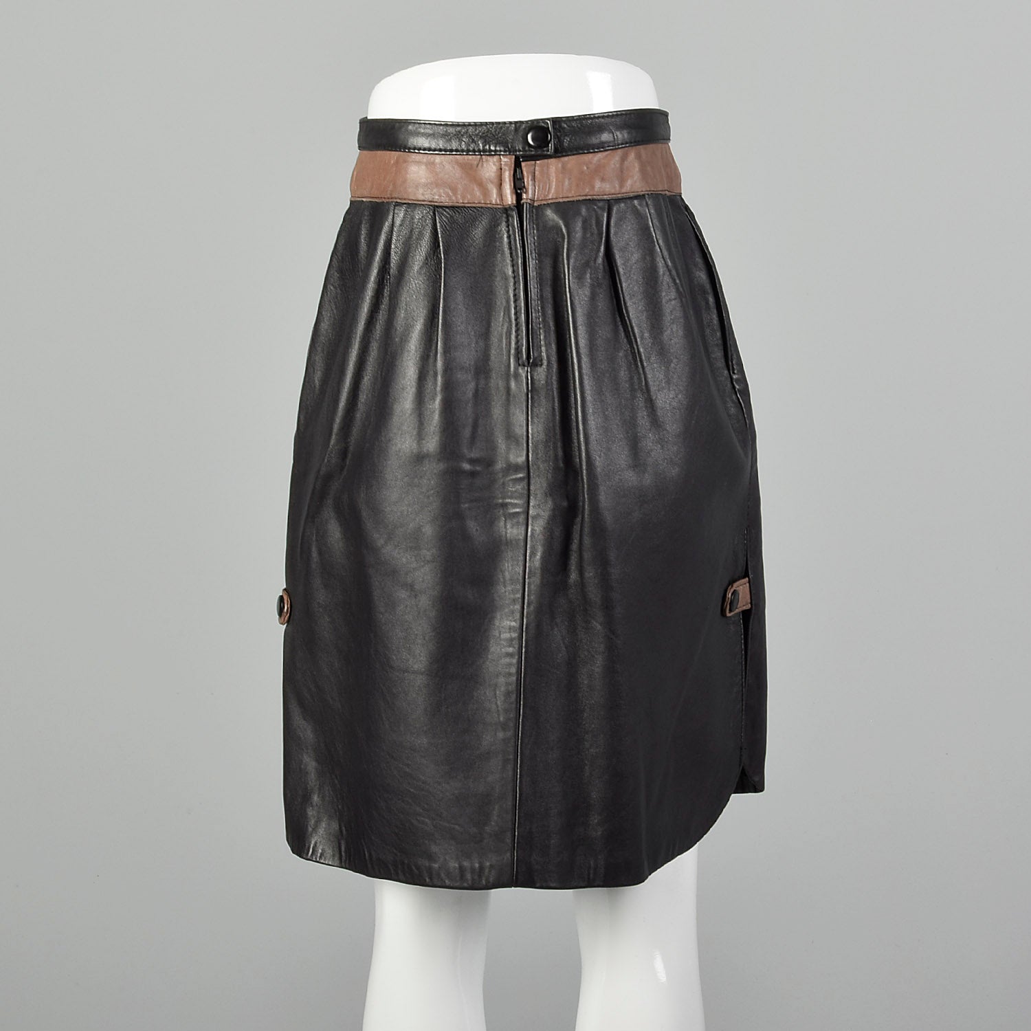 XXS 1990s Black Leather A-Line Skirt