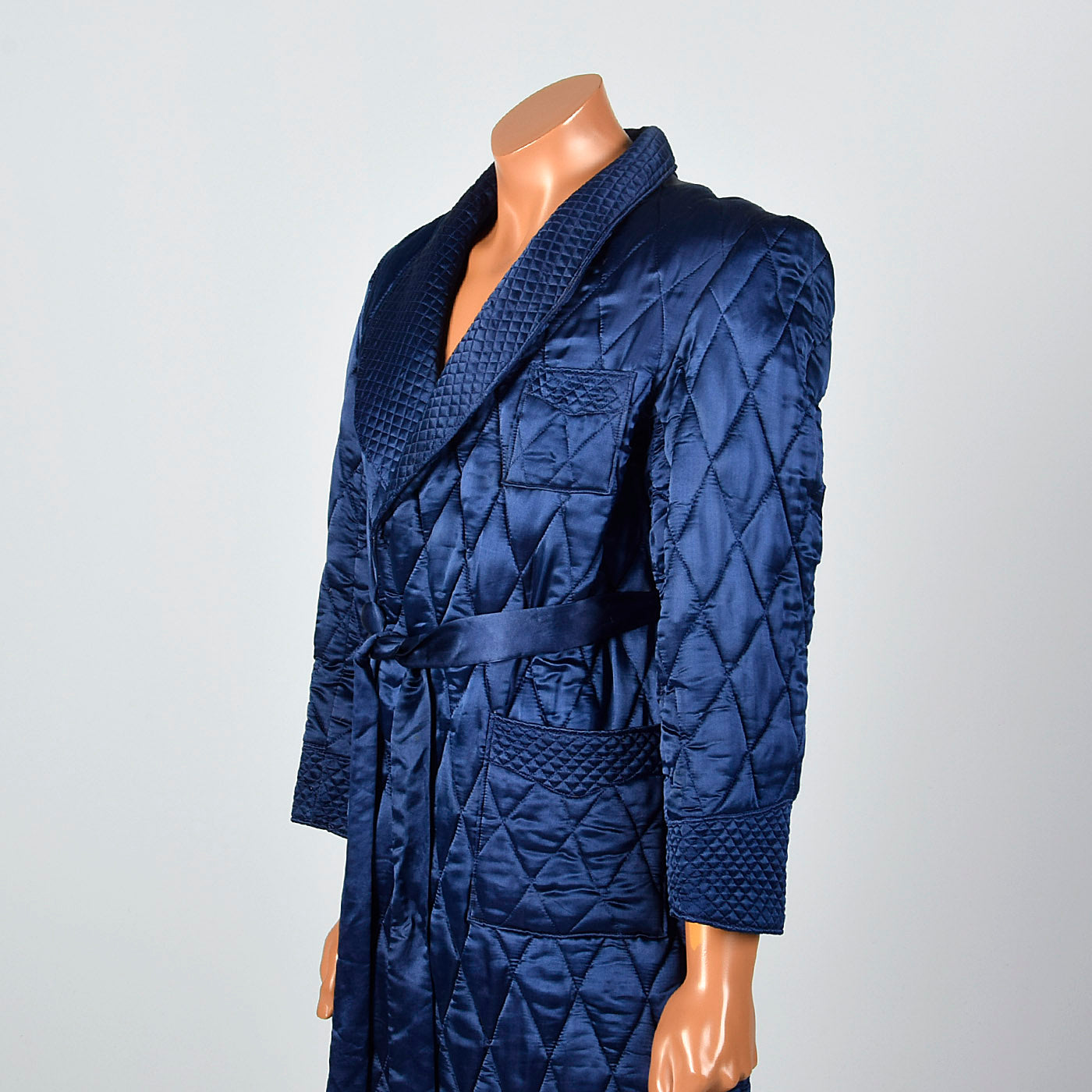 1940s Mens Quilted Silk Robe in Navy Blue