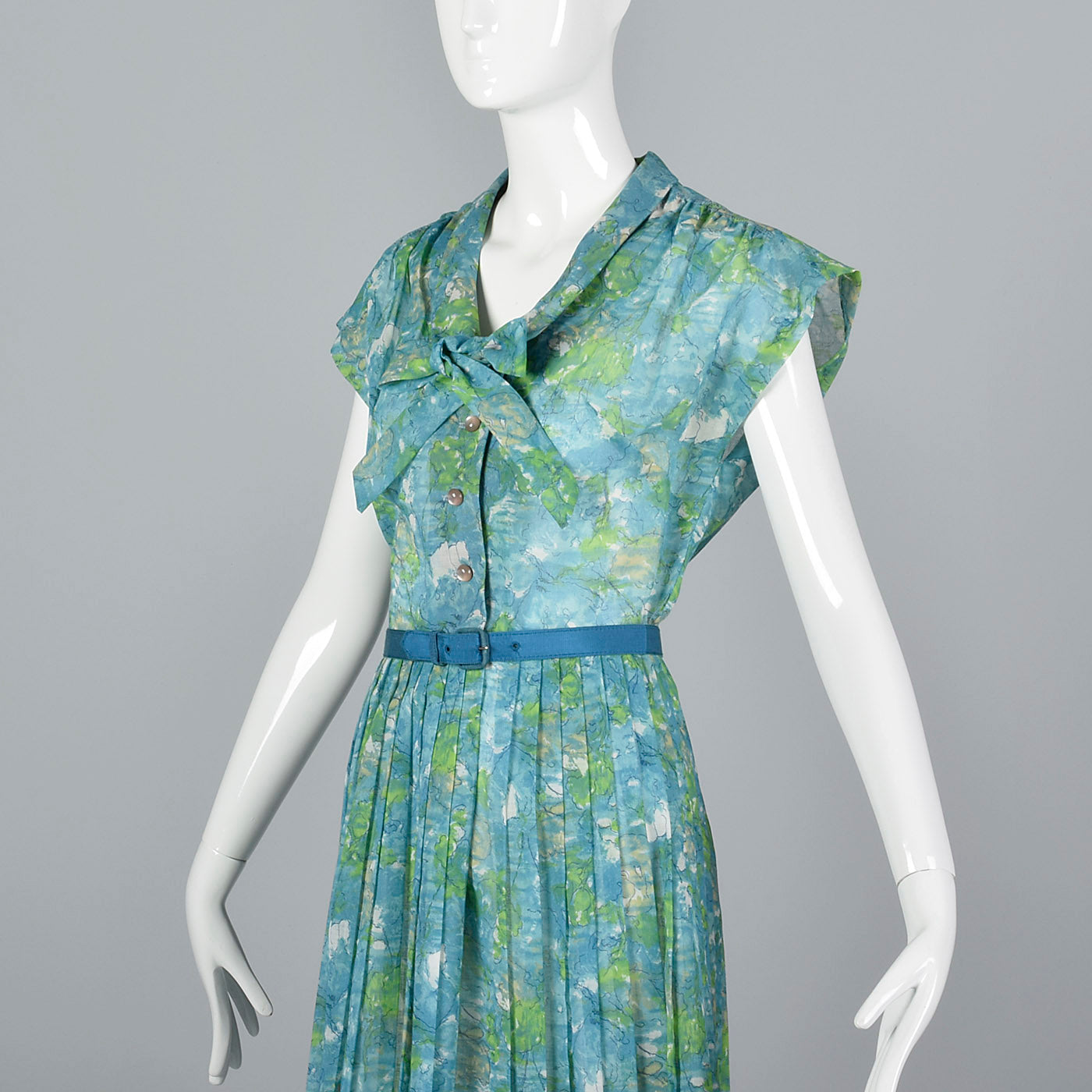 1950s Blue Floral Print Dress with Pleated Skirt