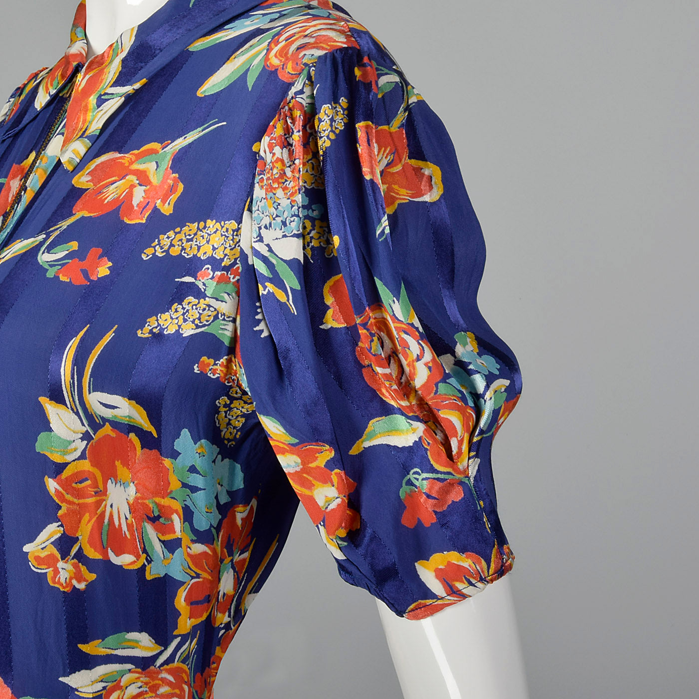 1940s Rayon Zip Front House Dress