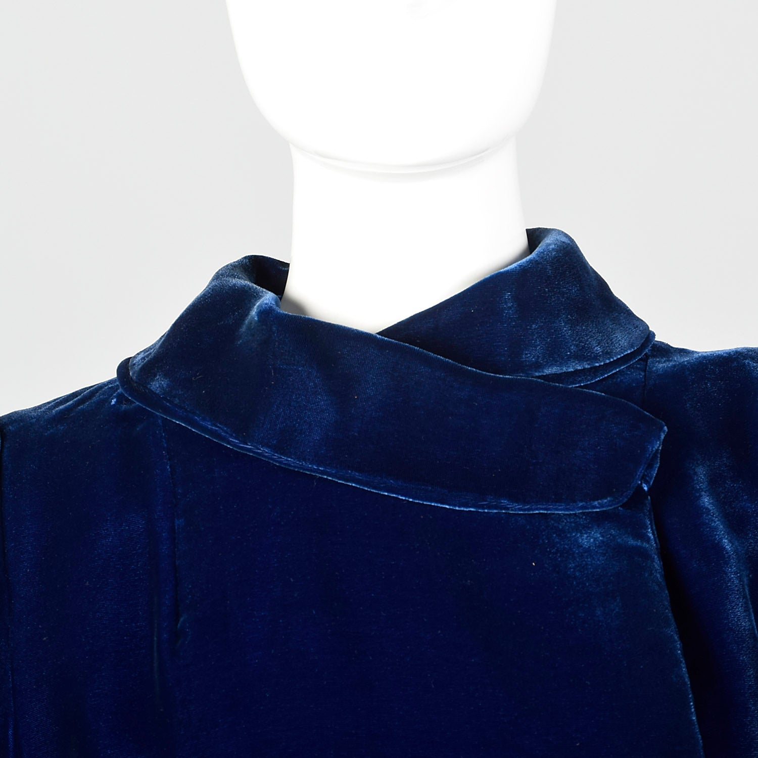 XXS 1940s Blue Velvet Opera Coat