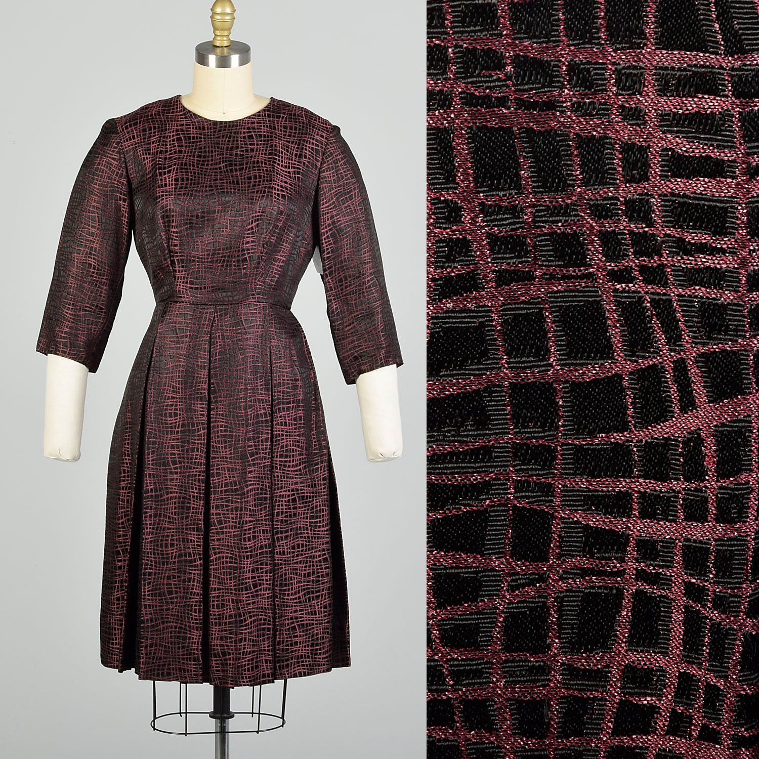 Small 1950s Abstract Textured Cocktail Dress Black Pink Metallic Elbow Sleeve Pleated Skirt