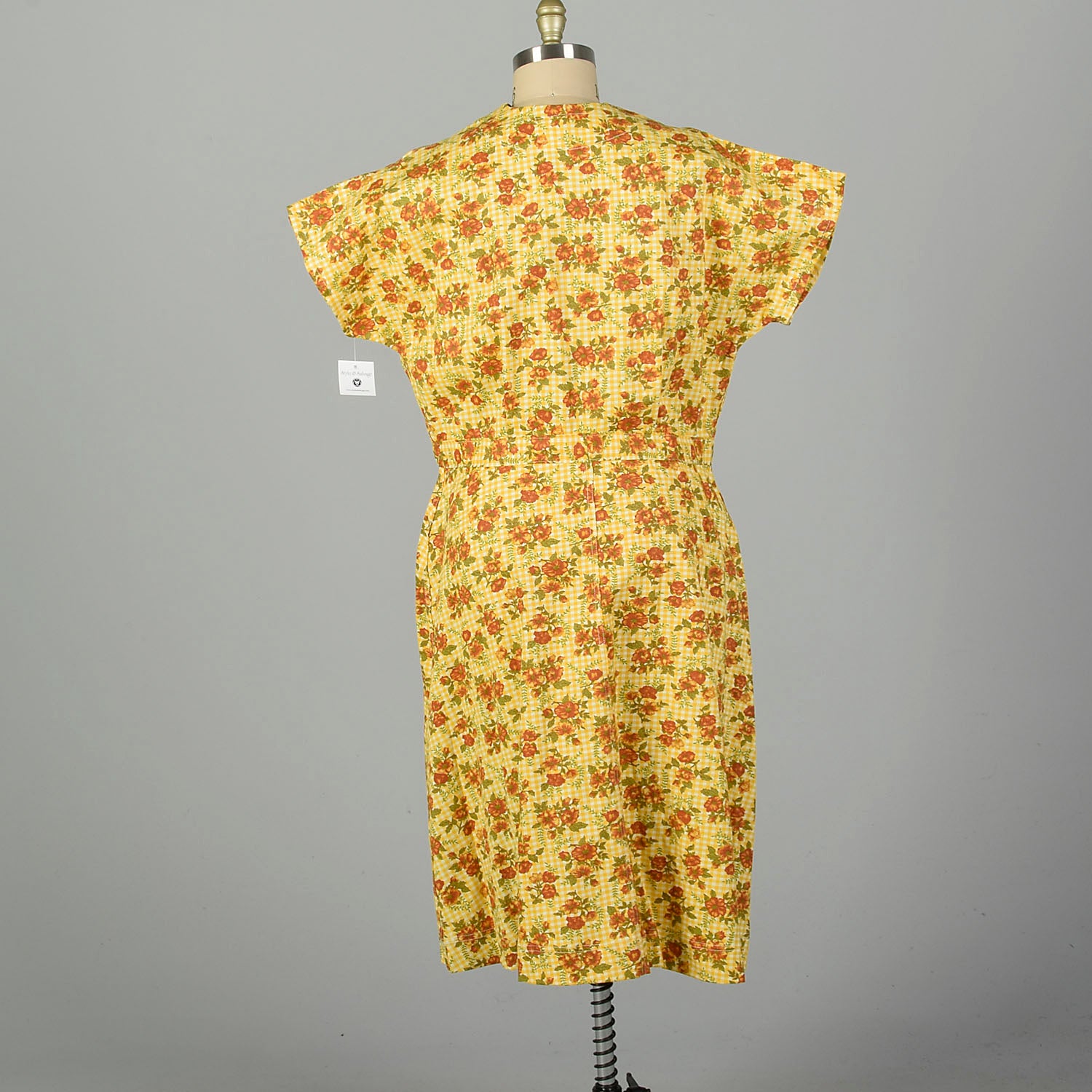 XXL 1960s Housekeeping Uniform Yellow Floral Gingham Cotton Motel Maid Dress