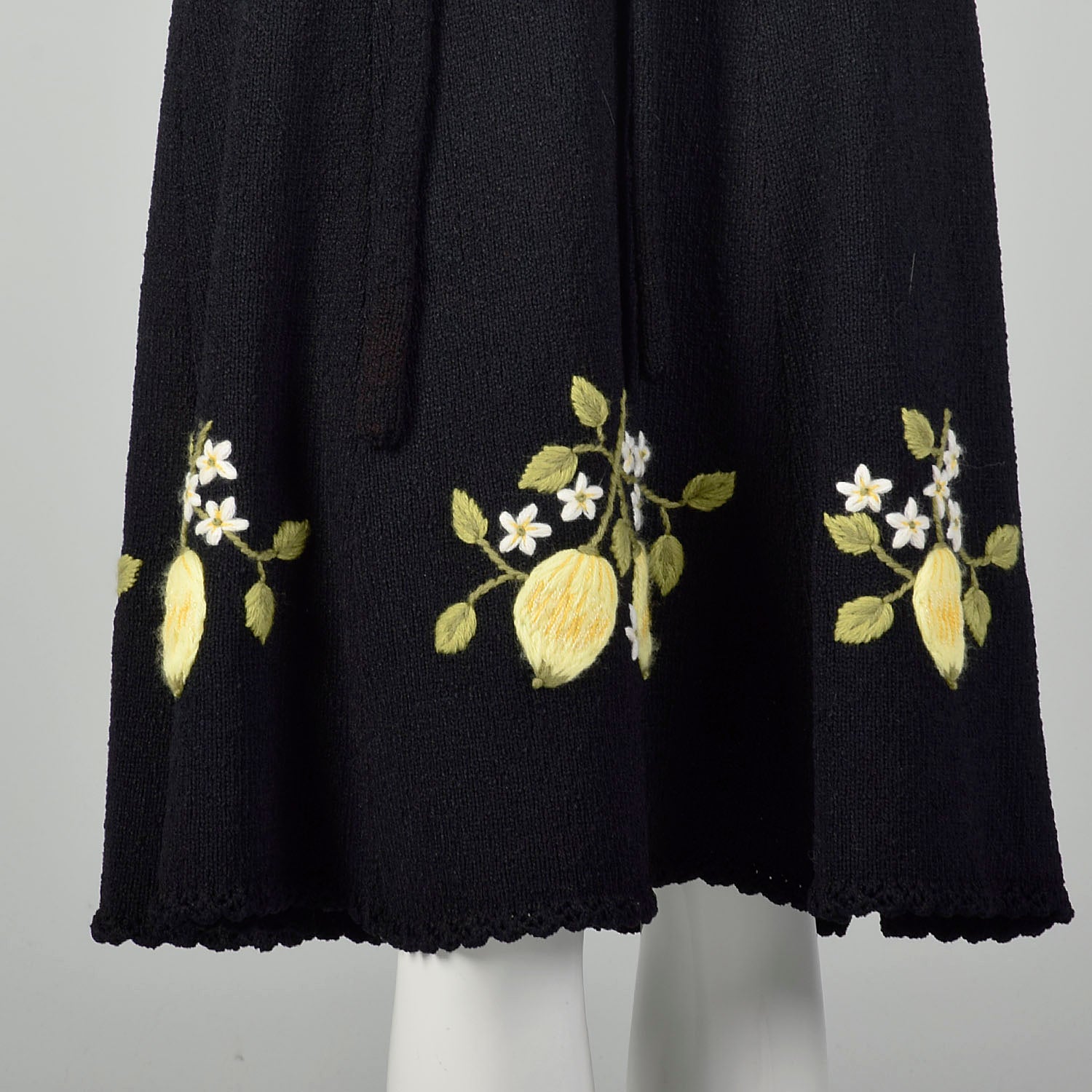 Medium 1970s Black Dress Yellow Floral Embroidery Long Sleeve Tie Waist Knit