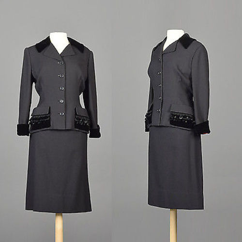 1950s Black Skirt Suit with Hourglass Shape