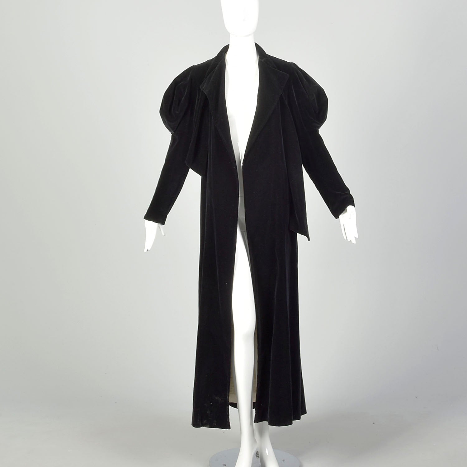 XS 1940s Black Velvet Opera Coat Juliet Sleeves Pussybow