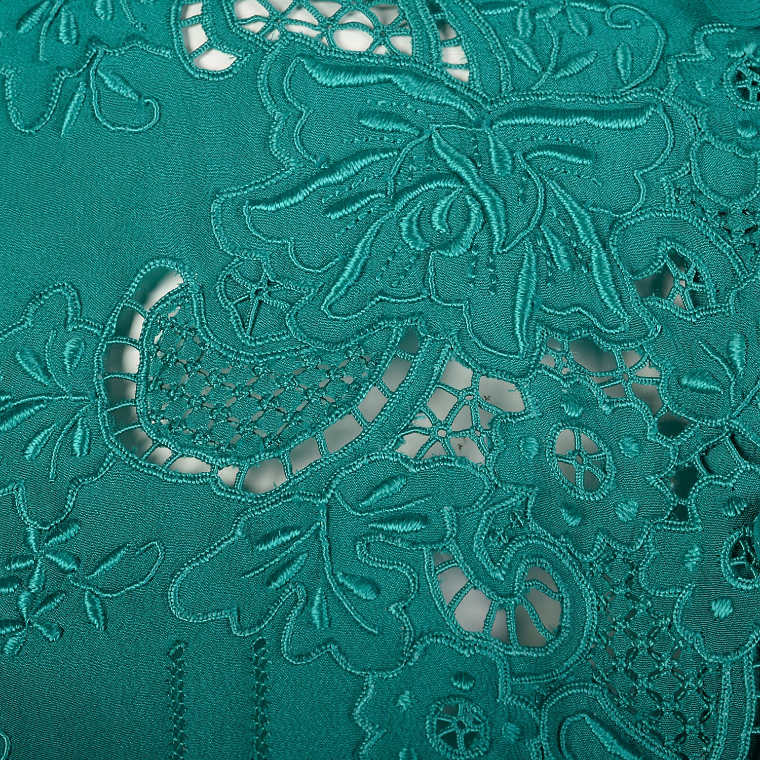 Medium 1960s Kelly Green Silk Blouse