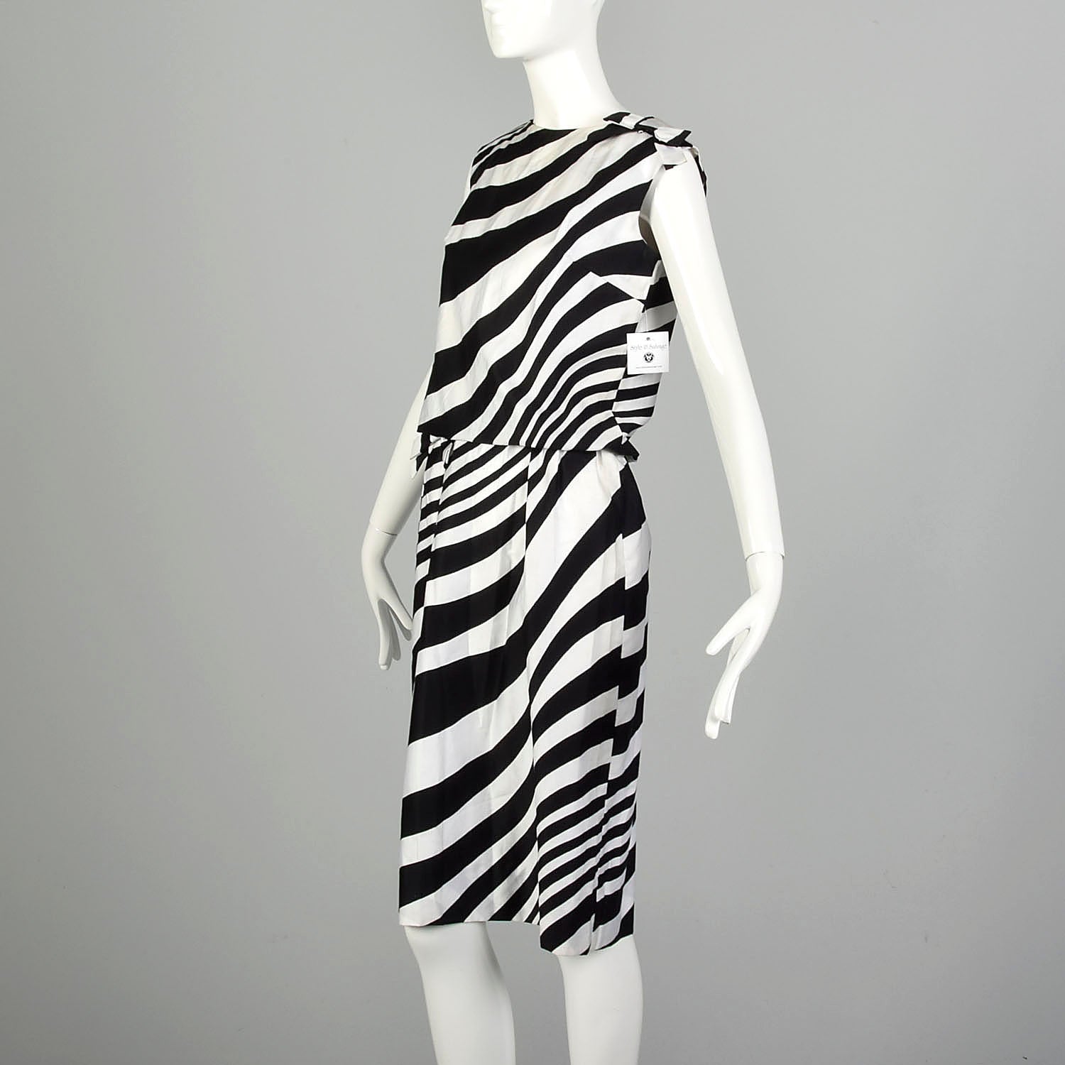 Small 1960s L'Aiglon Dress Black and White Striped Op Art Blouson Sleeveless Summer