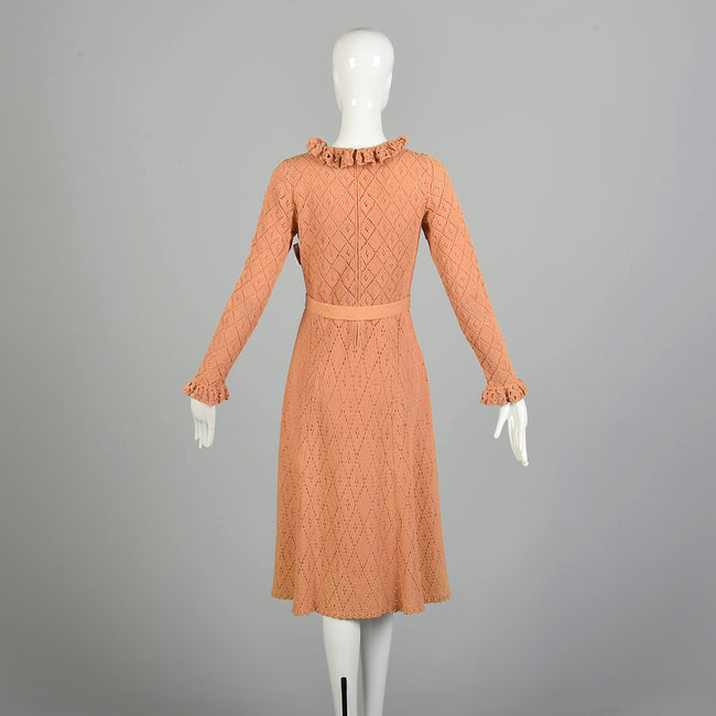 Medium 1970s Long Sleeve Peach  Knit Dress Scalloped Hem Ruffled Collar Cuffs