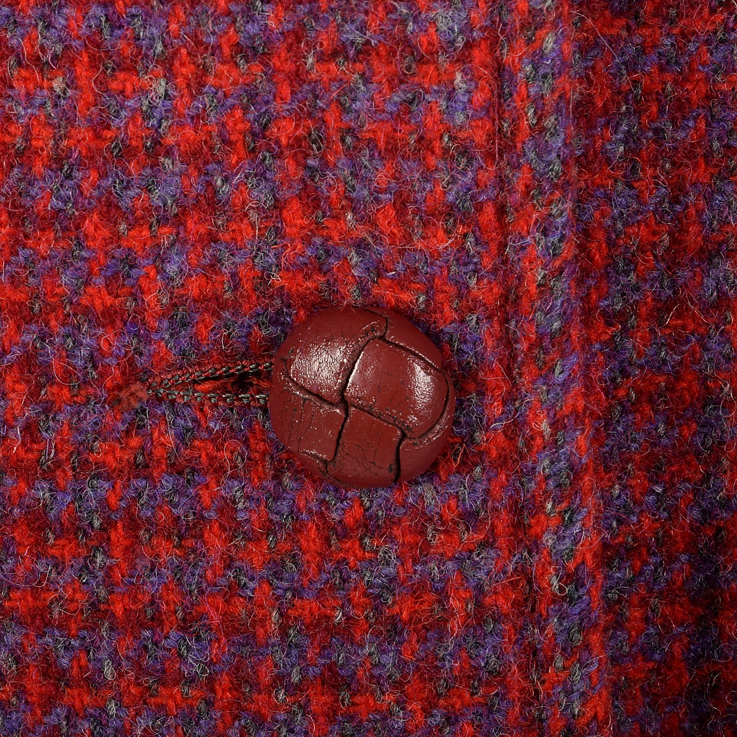 Medium 1960s Red and Blue Scottish Wool Tweed Coat