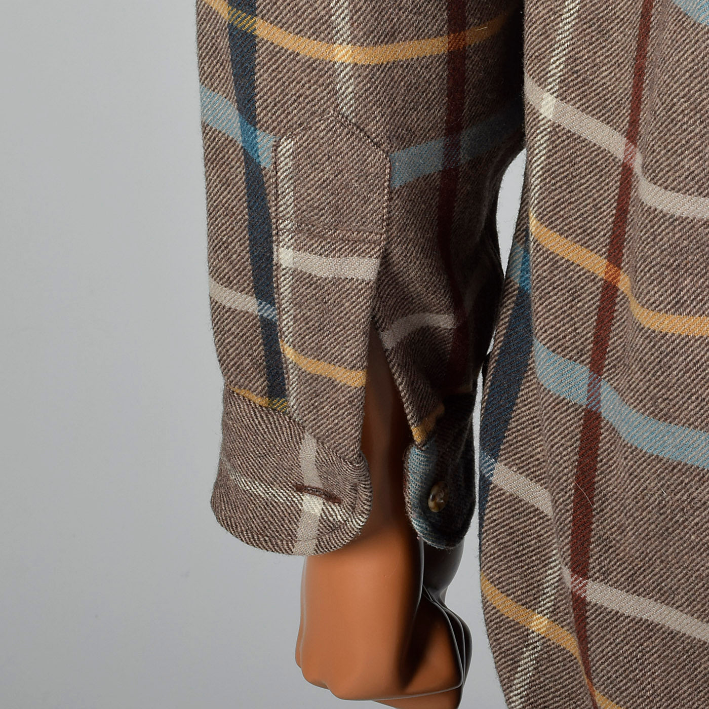 1960s Mens Pendleton Brown Plaid Shirt