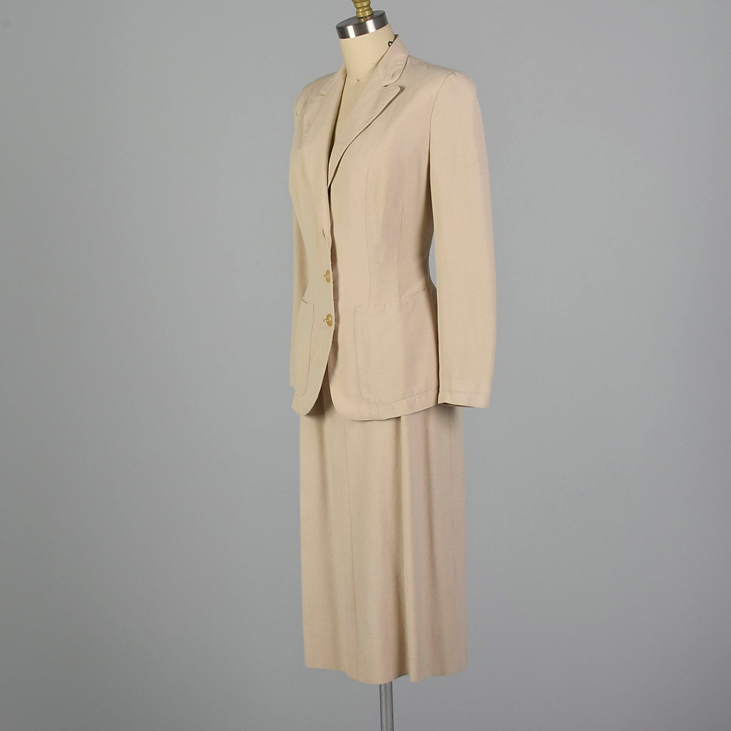 1950s Sacony Tan Summer Skirt Suit