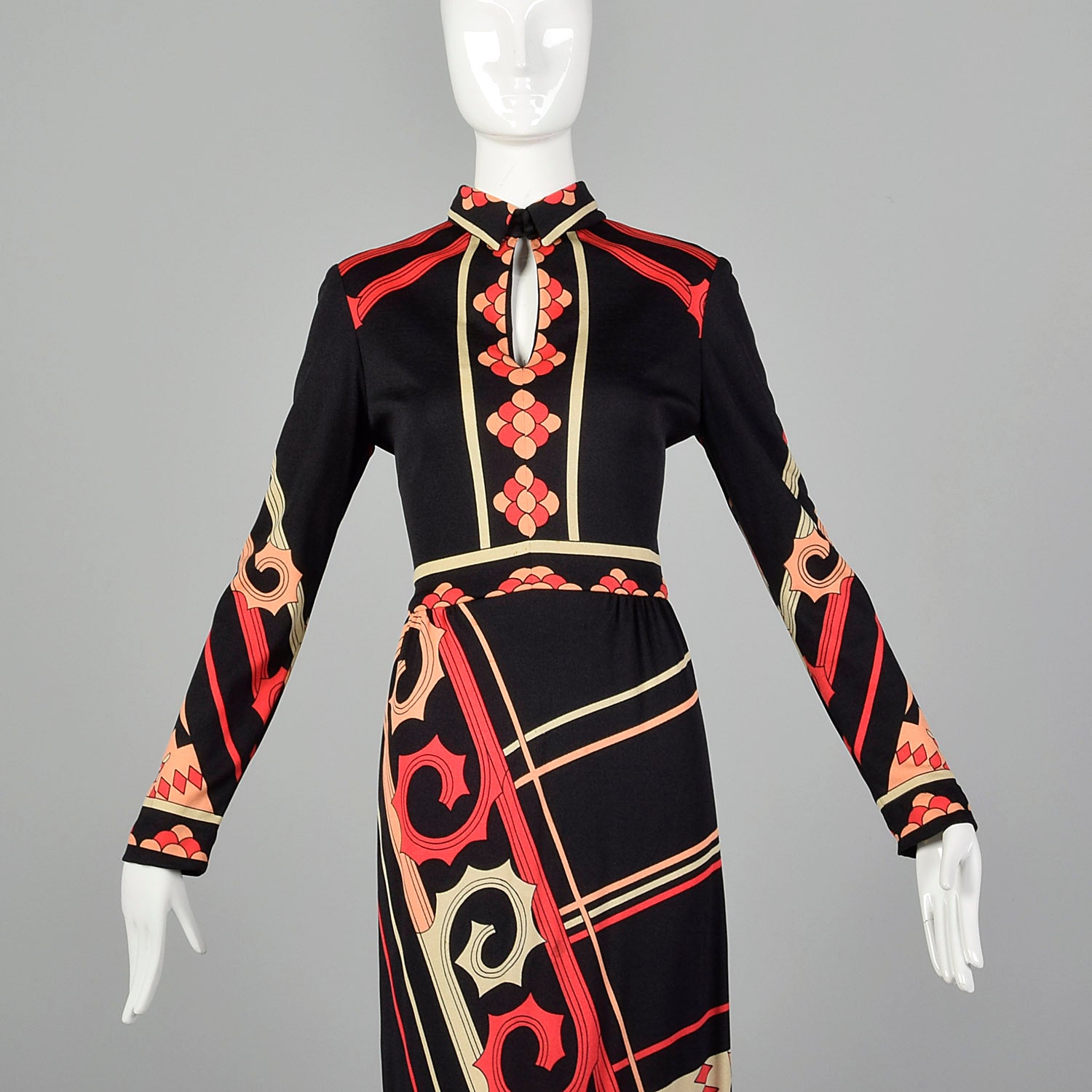 Medium 1970s Black Maxi Dress