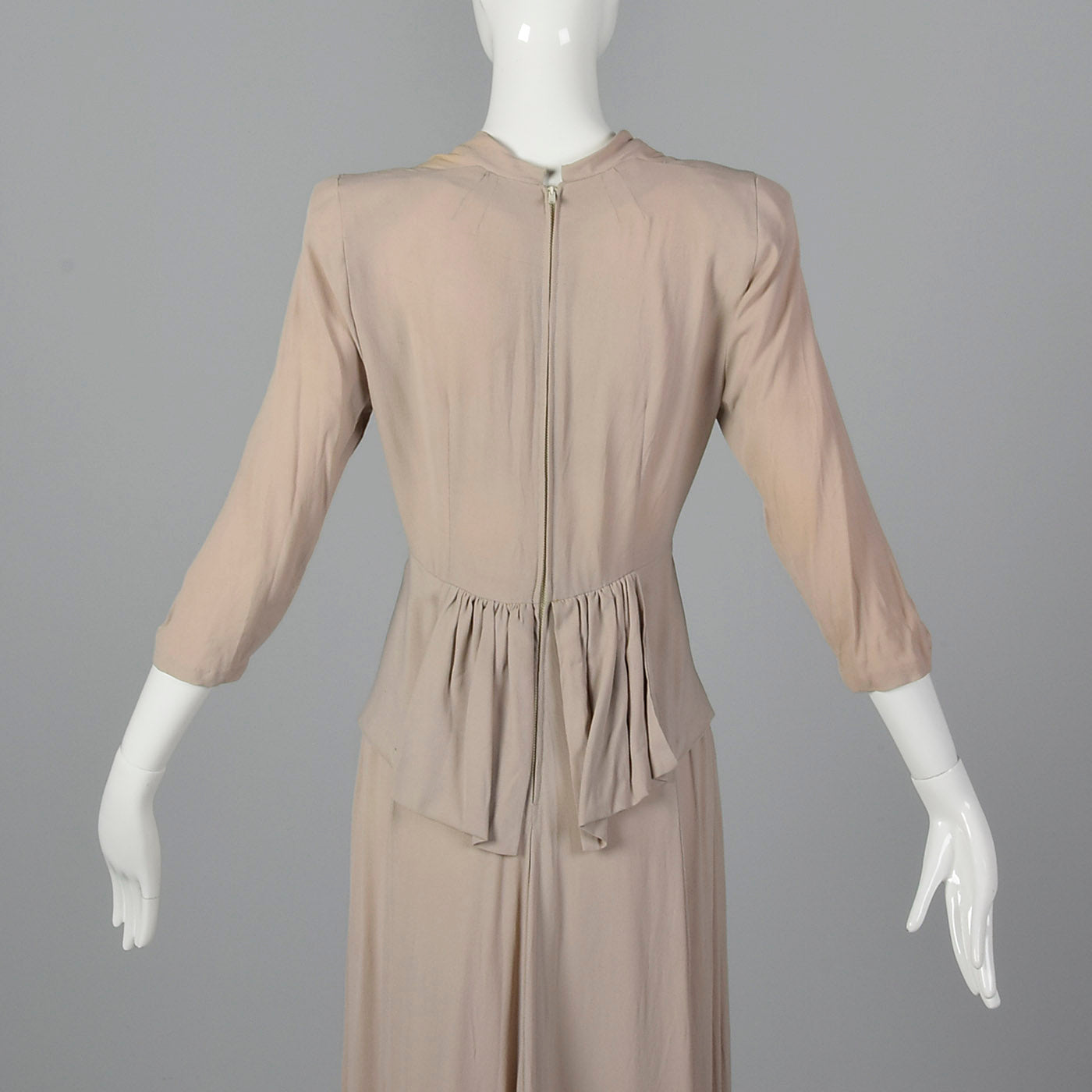 1940s Tan Crepe Dress with Gathered Bodice