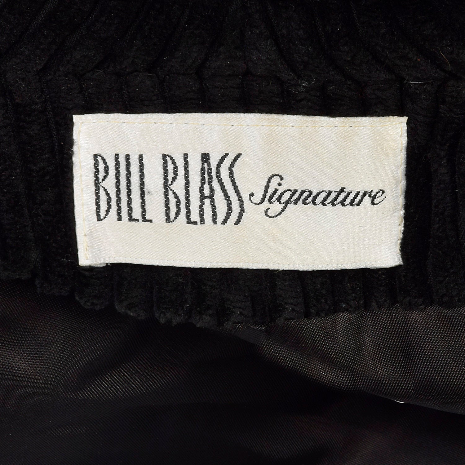 Medium Bill Blass 1980s Black Corduroy Coat