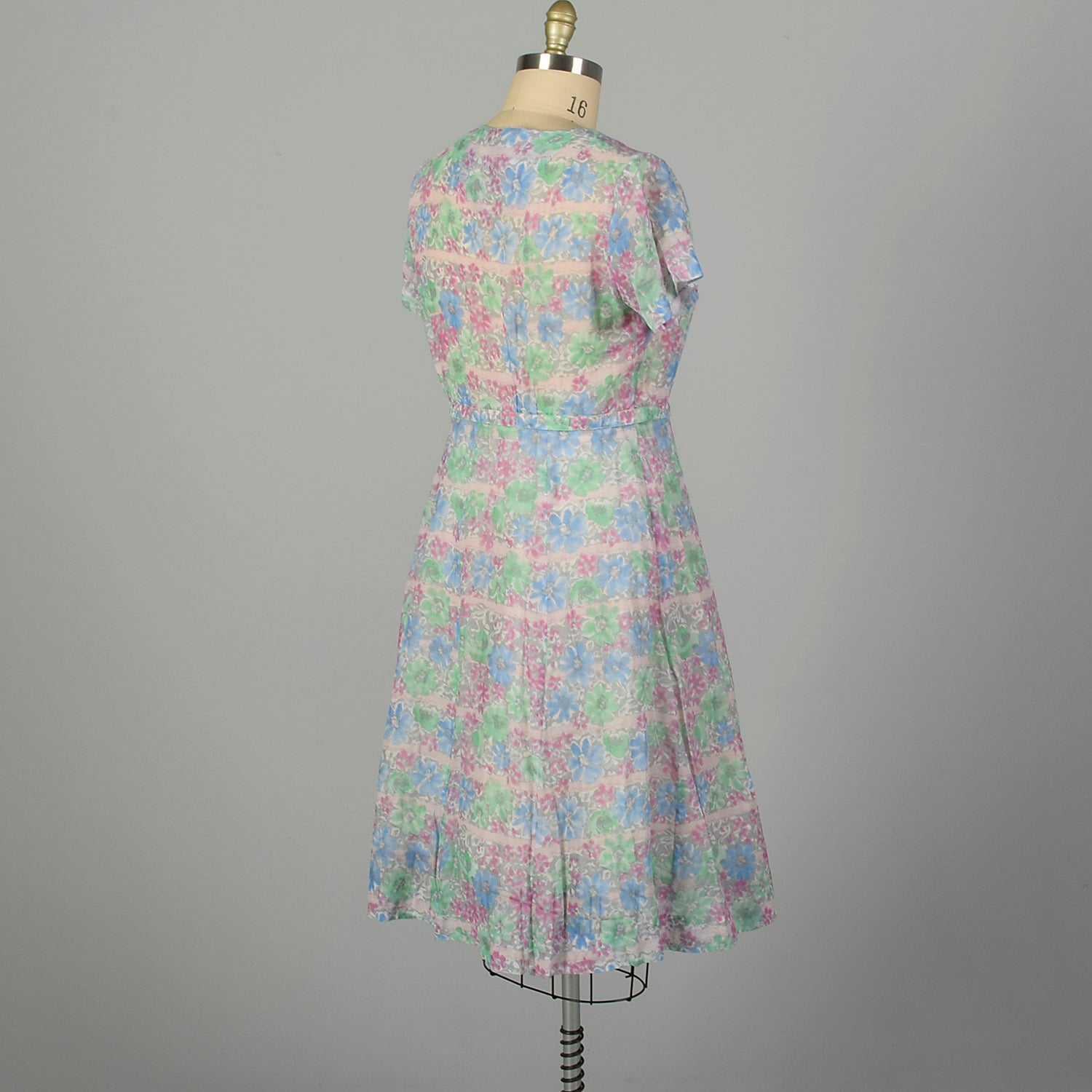 XXL 1950s Day Dress Lightweight Semi-Sheer Short Sleeve Floral Summer Casual