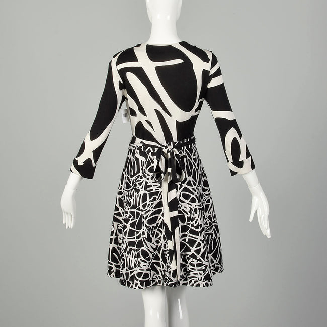 Medium Diane Von Furstenberg Wrap Dress Tie Waist Black Abstract Print