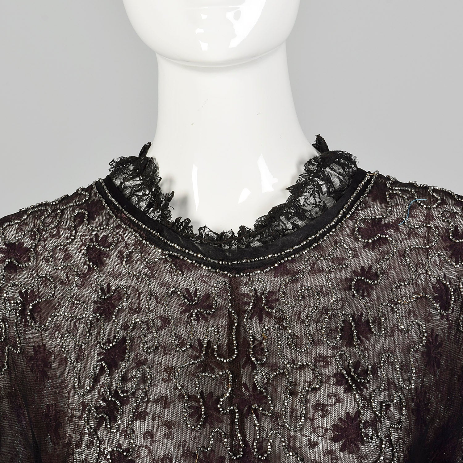 XS-Small 1910s Black Lace Overlay Beaded Dress