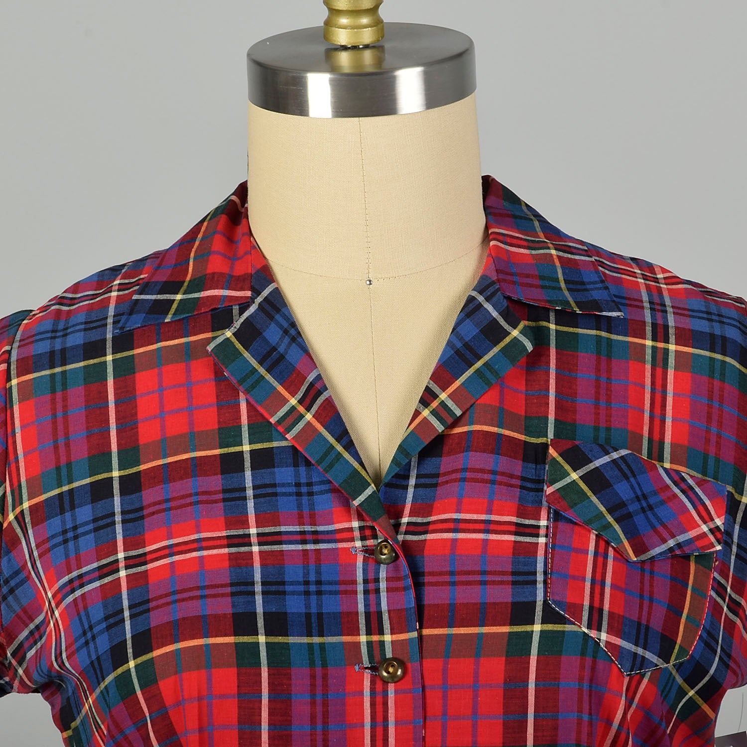 XL 1950s Red Plaid Day Dress Short Sleeve Collared Summer Shirtwaist