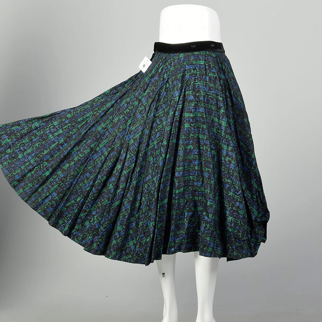 Large 1950s Full Circle Skirt Blue Flocked Plaid Taffeta