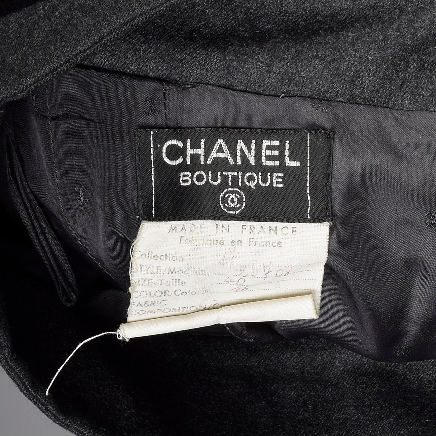 Small Chanel Boutique 1990s Gray Wool Pleated Skirt