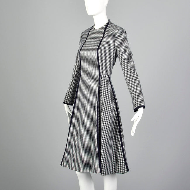 Medium Geoffrey Beene 1970s Navy Houndstooth Dress