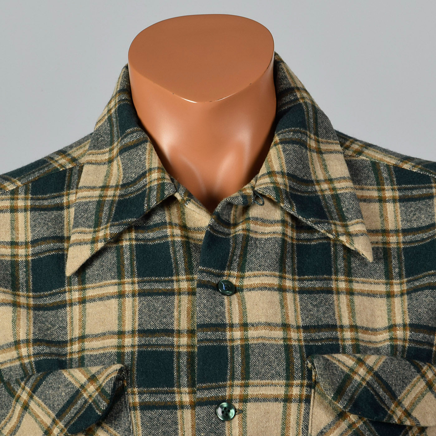 1960s Mens Pendleton Board Shirt in Green Plaid