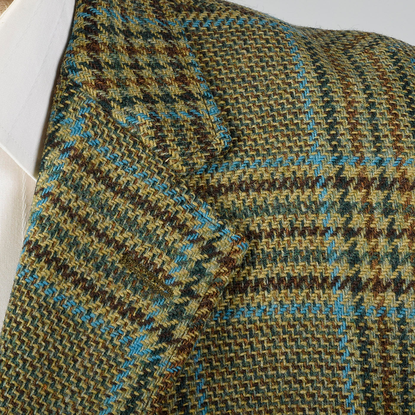 1960s Mens Blue and Tan Tweed Plaid Jacket