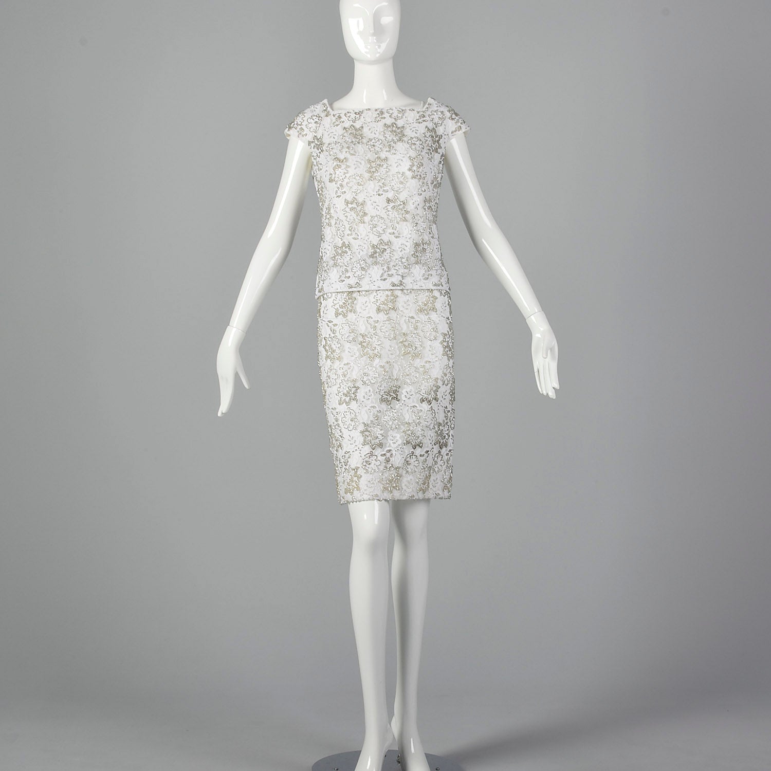 XS 1960s White Two Piece Beaded Dress Set