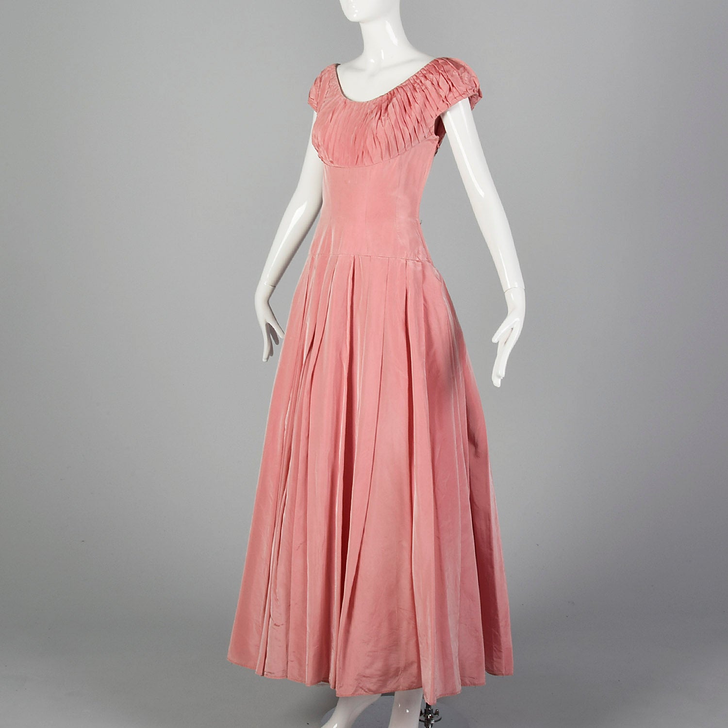 1940s Pink Taffeta Pleated Dress