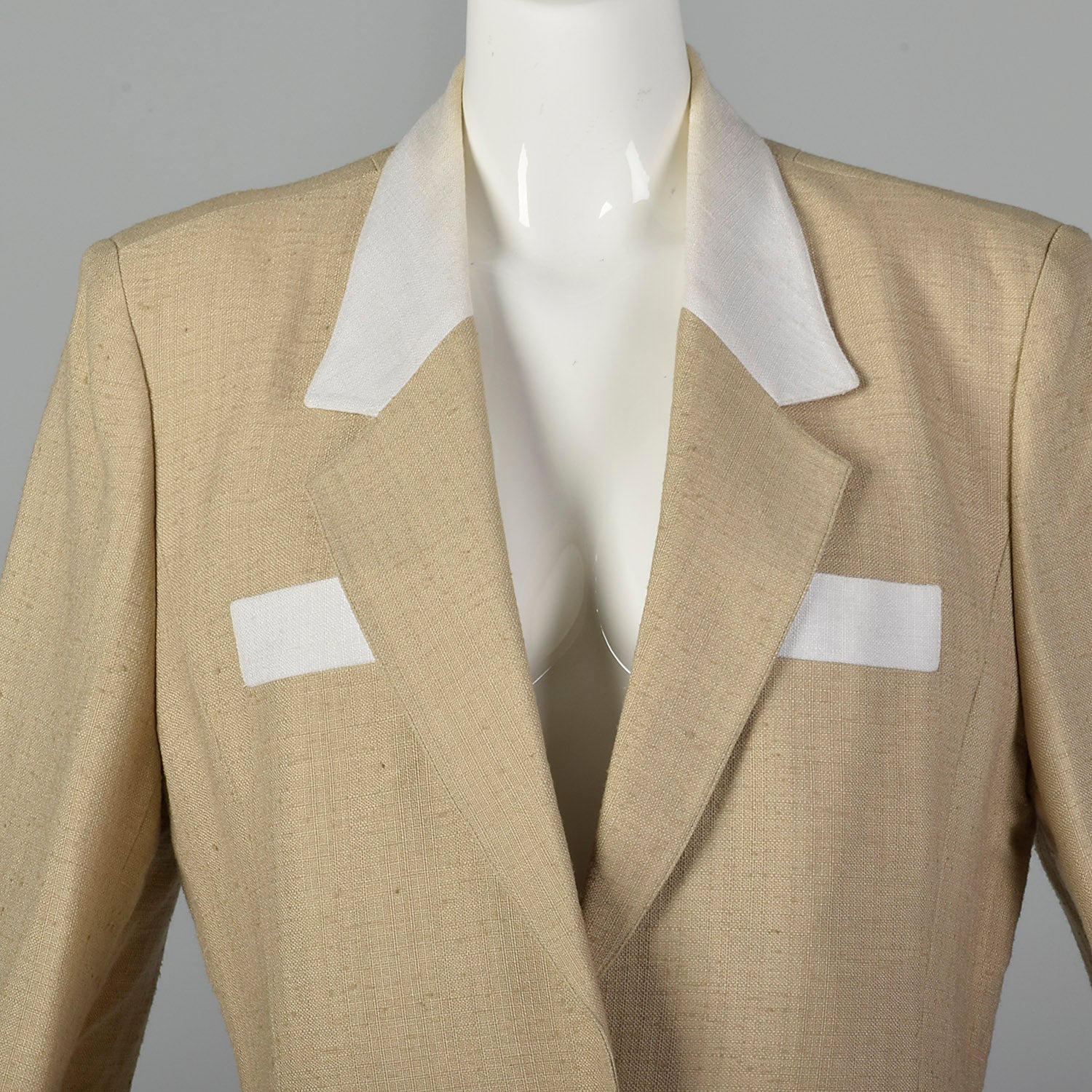 Large Hermés 1970s Tan Blazer