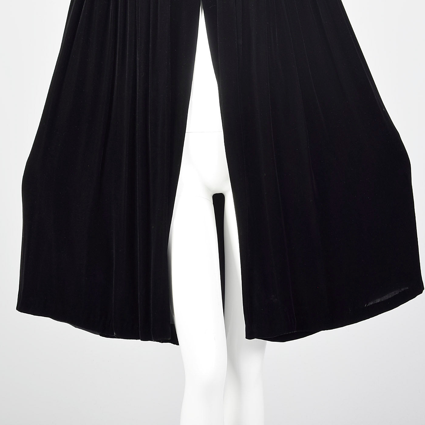 1930s Black Silk Velvet Cape with Cartridge Pleats