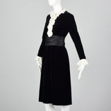 Small  1960s Black Velvet Dress