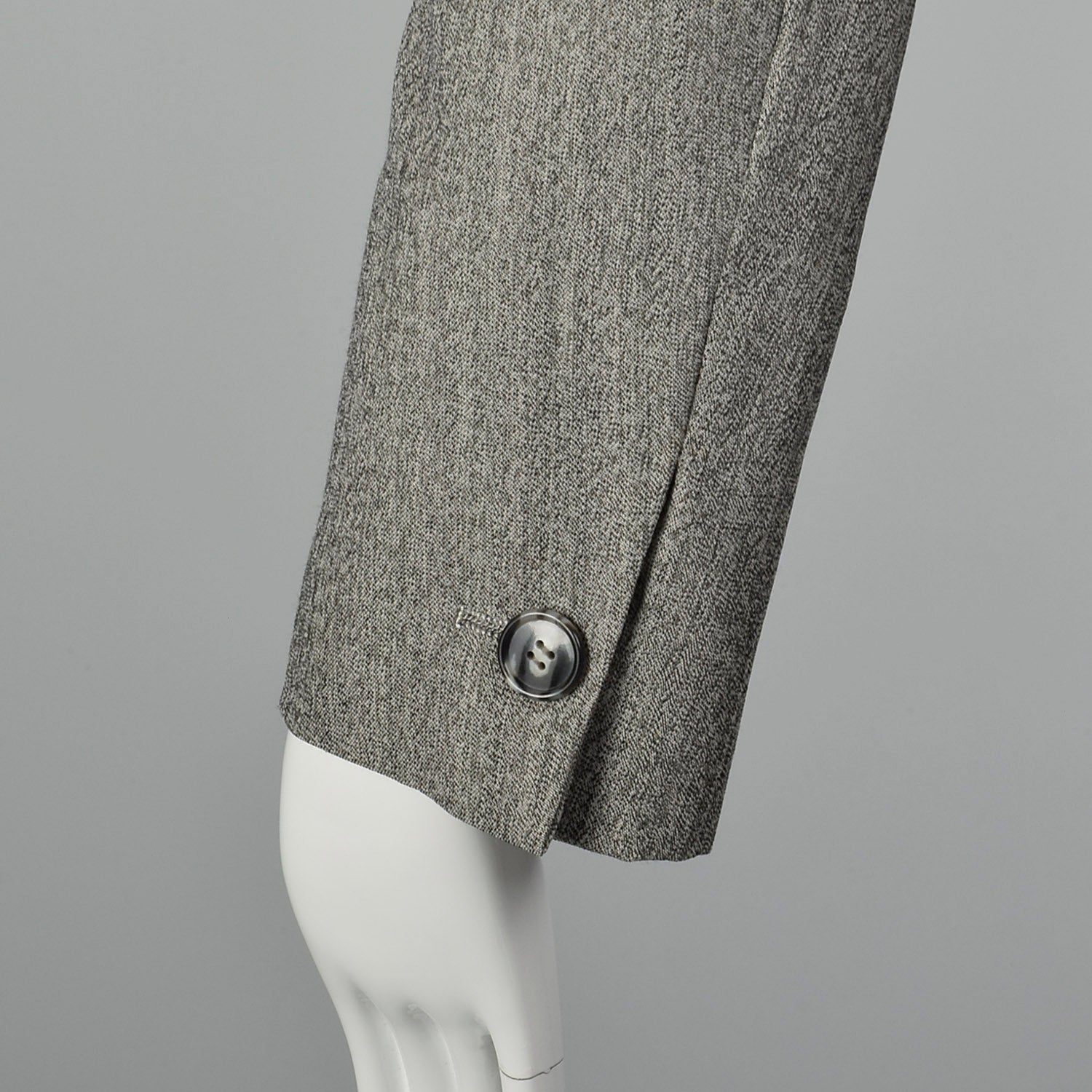 Medium Bill Blass 1980s Gray Wool Skirt Suit