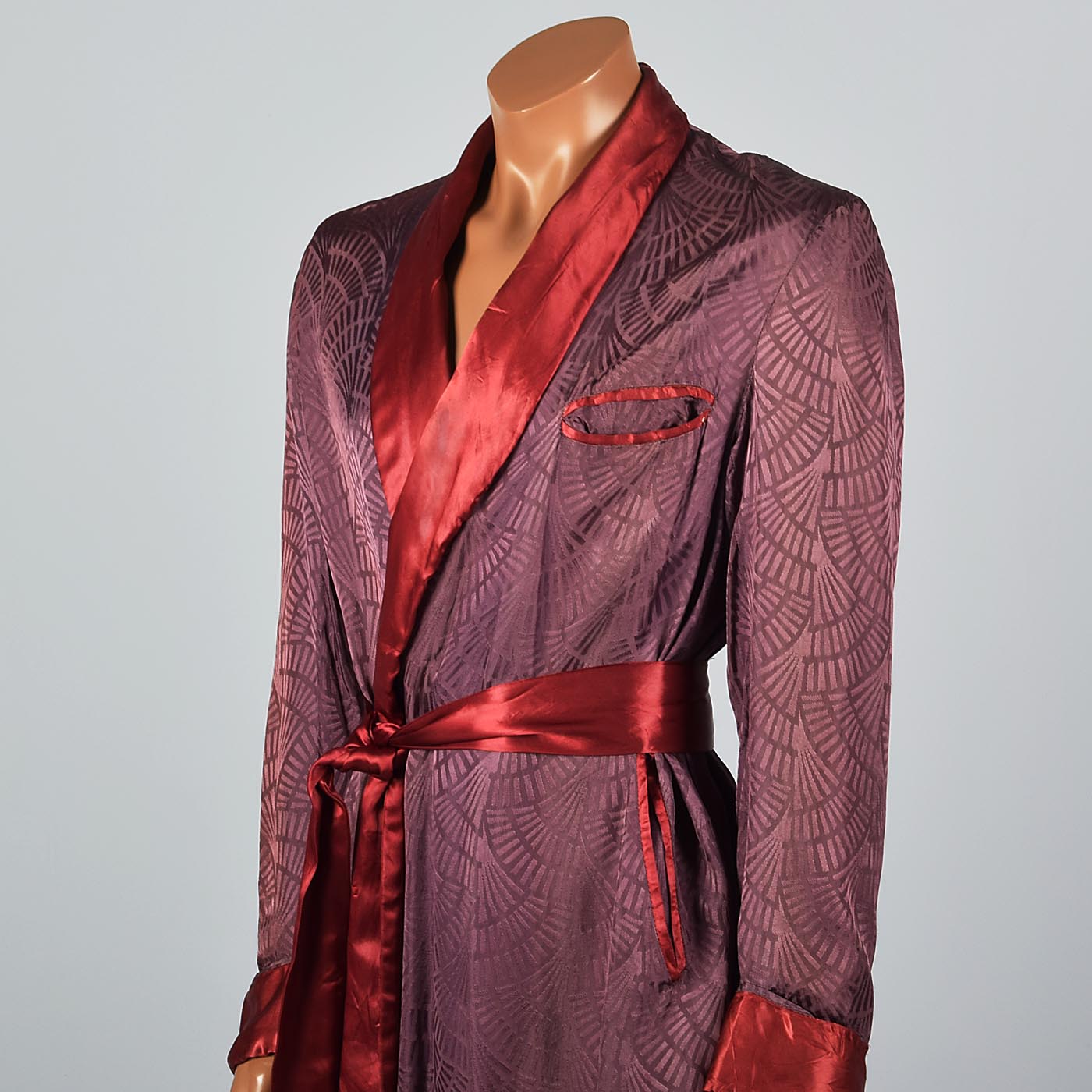 1940s Mens Rayon Robe with Art Deco Pattern