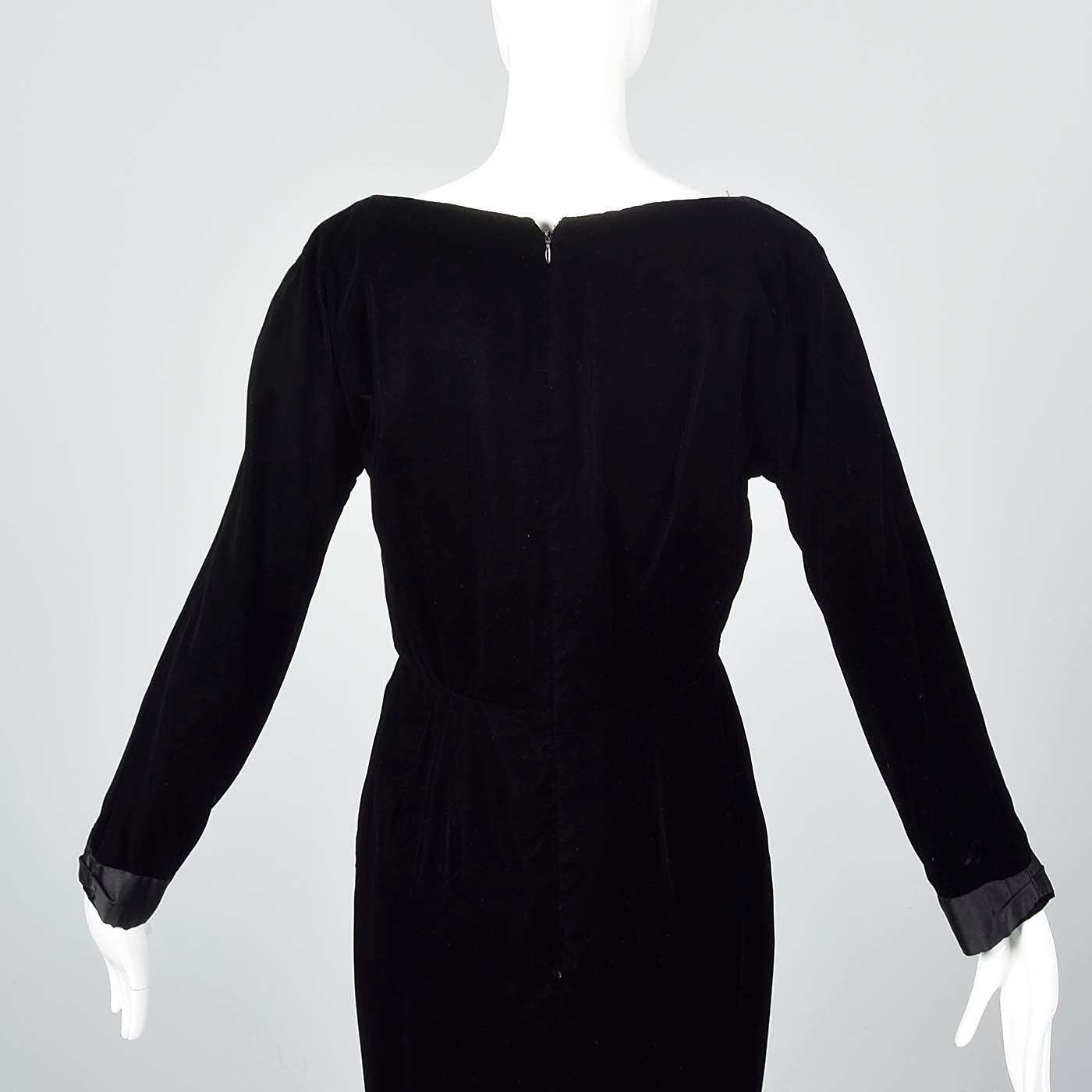 1980s Carolyne Roehm Black Velvet Dress