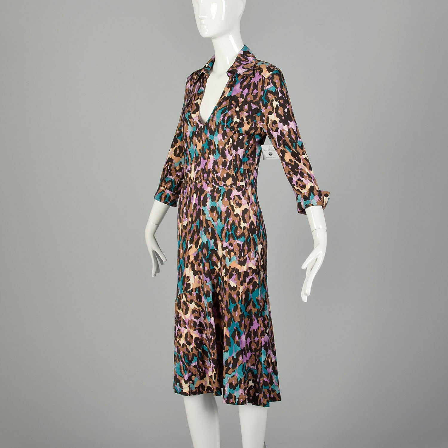 Medium Diane Von Furstenberg Animal Print Dress Silk Jersey Cuffed Sleeves