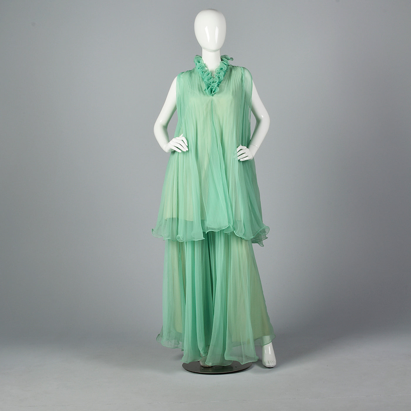 1970s Mint Green Palazzo Pants Set