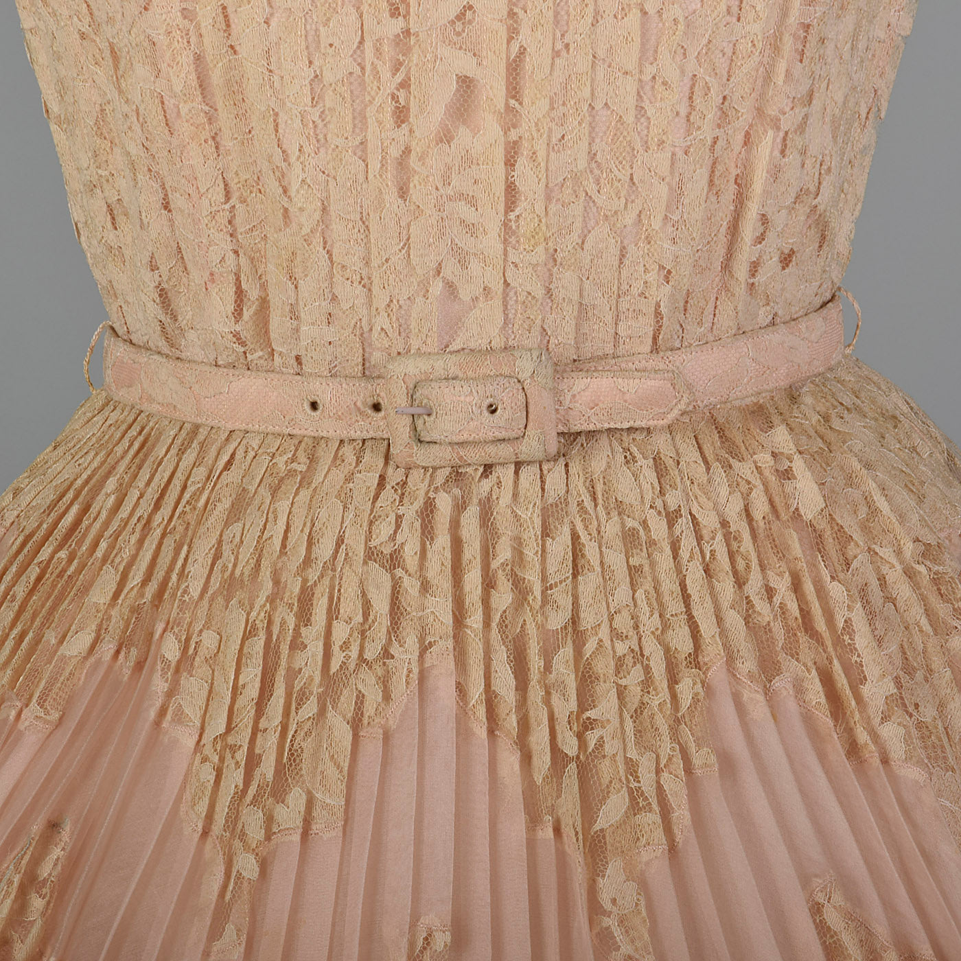 1950s Pink Lace Pleated Wedding Dress