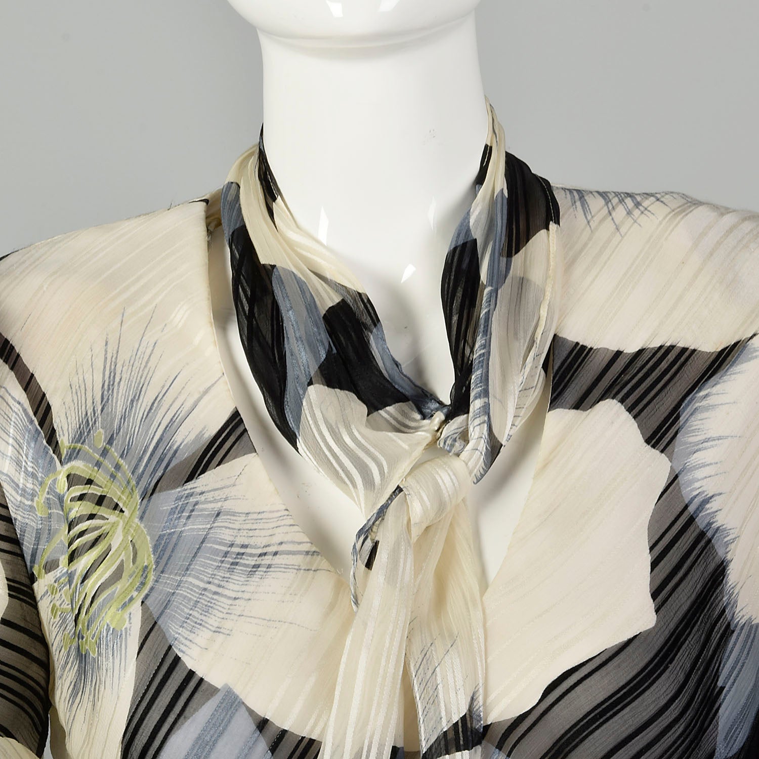 Medium 1980s Floral Print Dress Bias Cut Long Sleeve