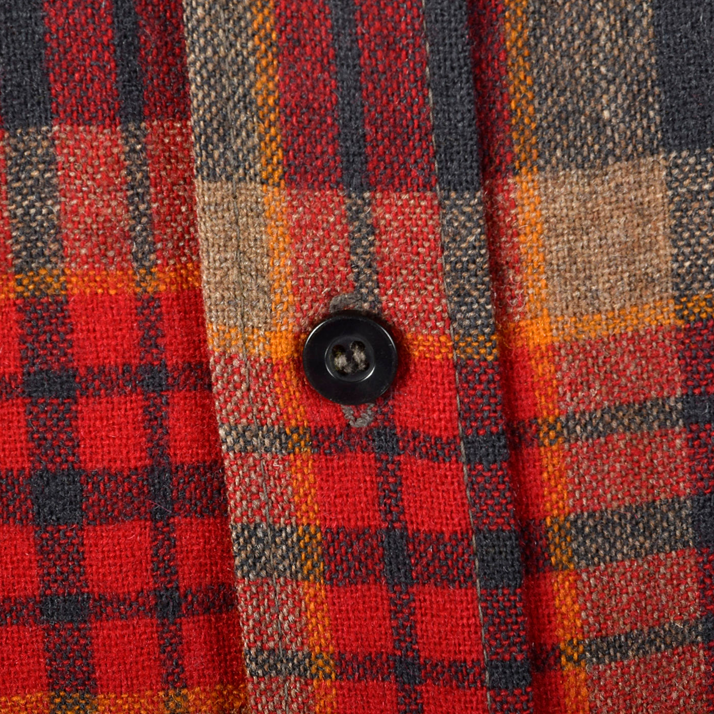 1970s Mens Pendleton Plaid Wool Shirt with Wing Collar
