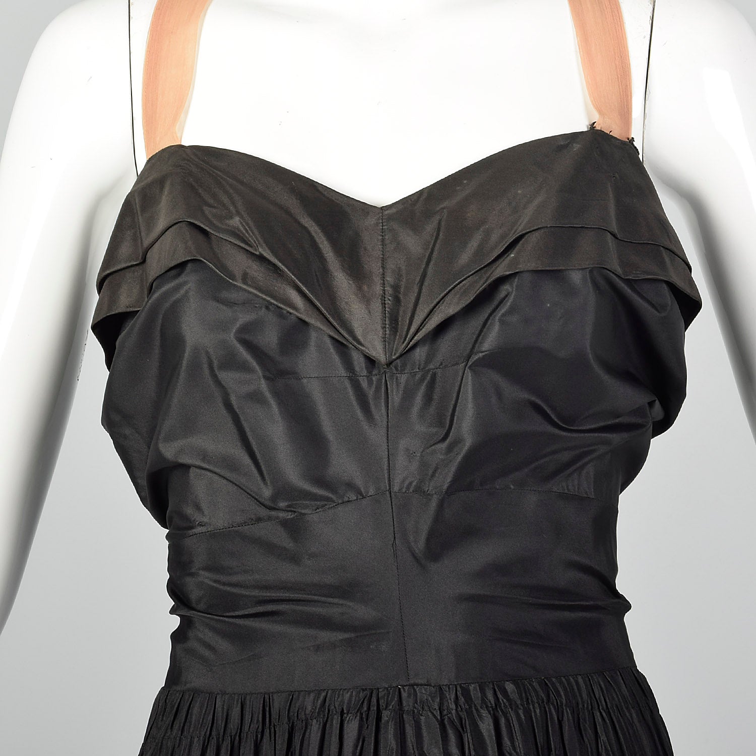 XL 1940s Black Silk Taffeta Gown