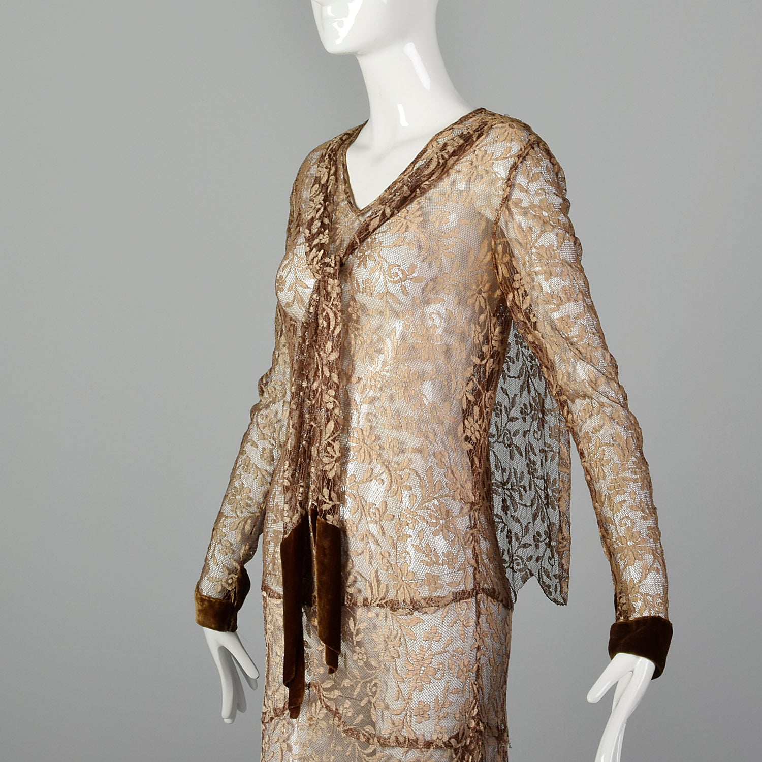 1930s XS Brown Lace Long Sleeve Drop Waist Velvet Trim Dress
