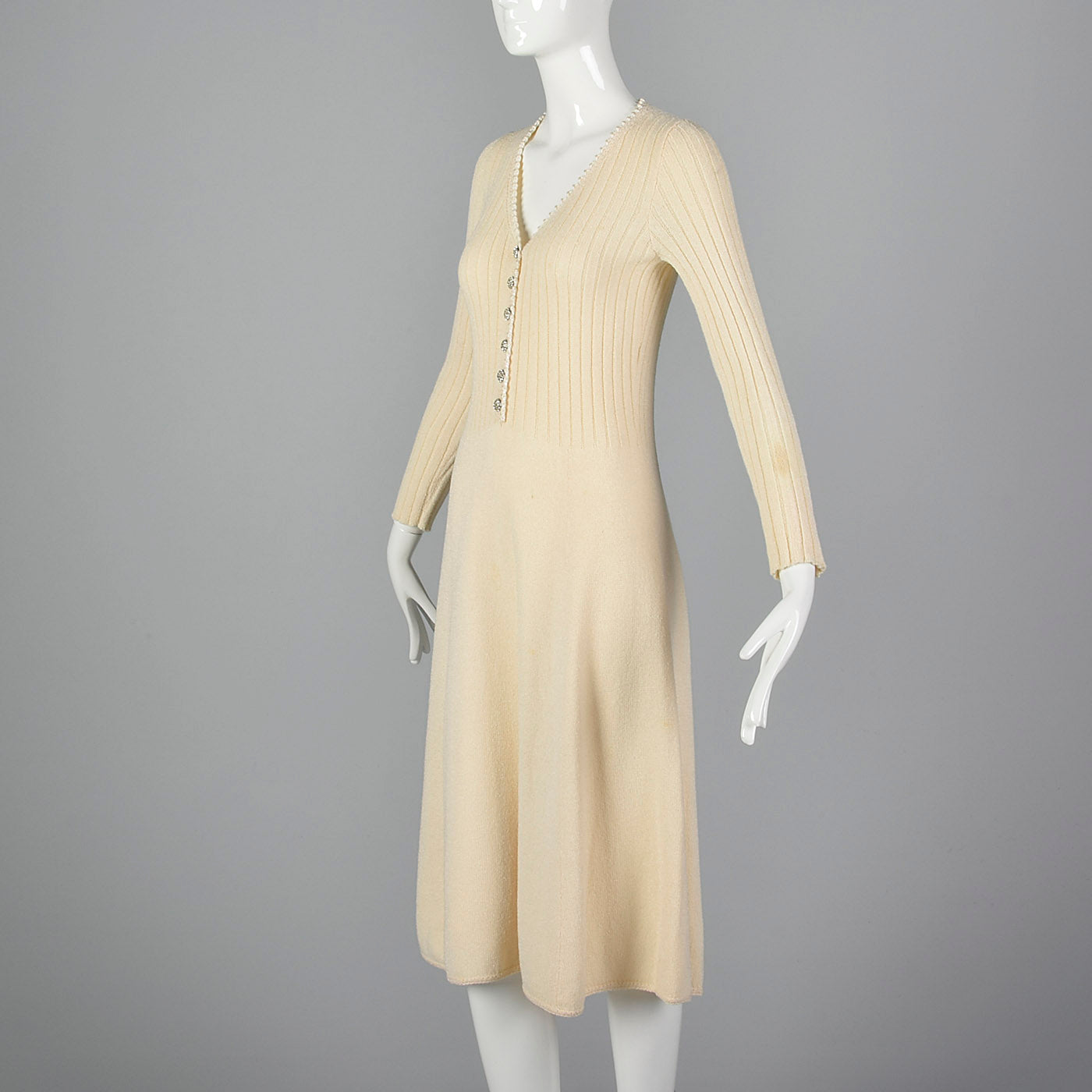 XS-Medium 1980s Cream Sweater Dress